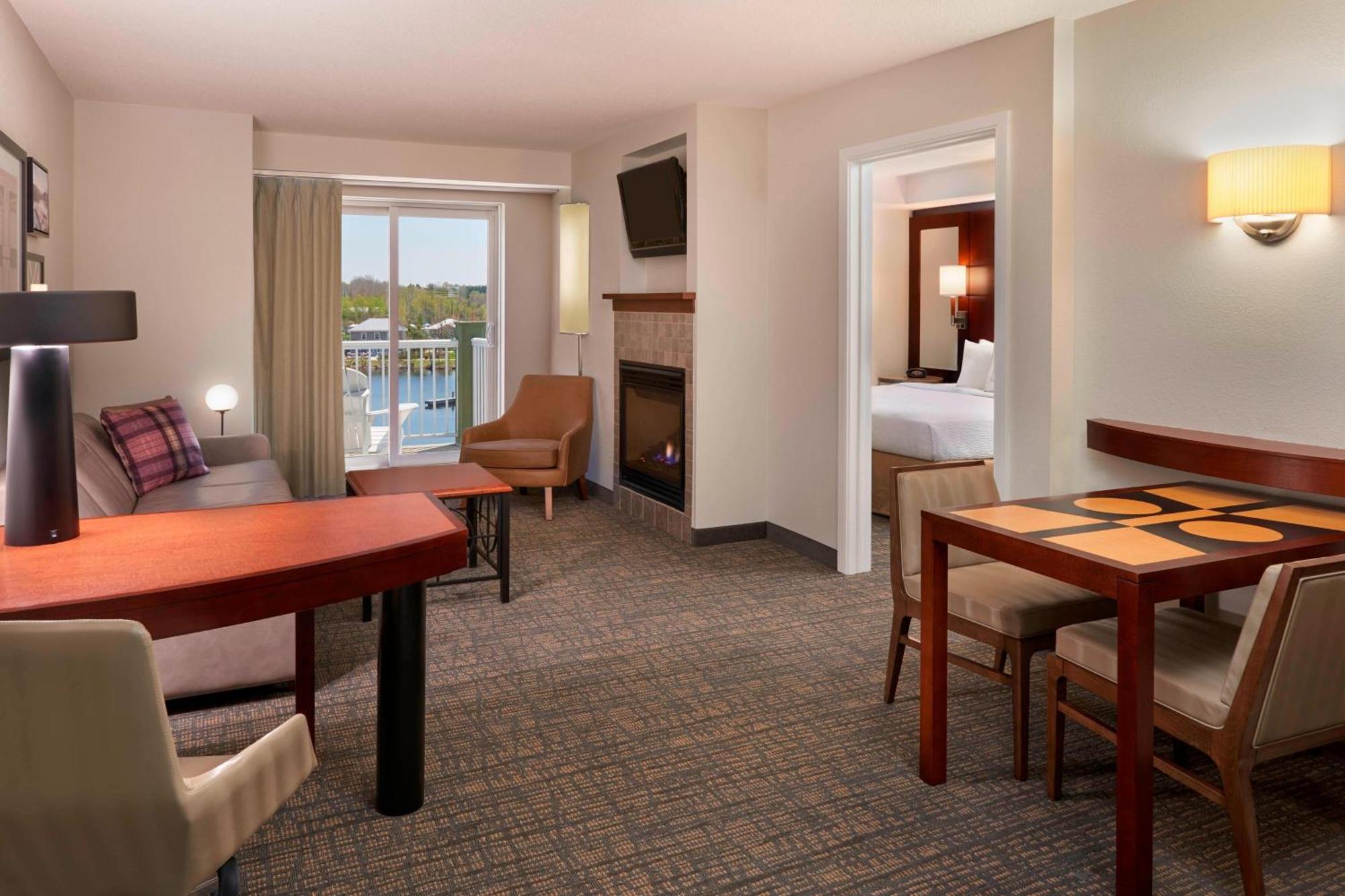 Residence Inn By Marriott Gravenhurst Muskoka Wharf Exterior foto
