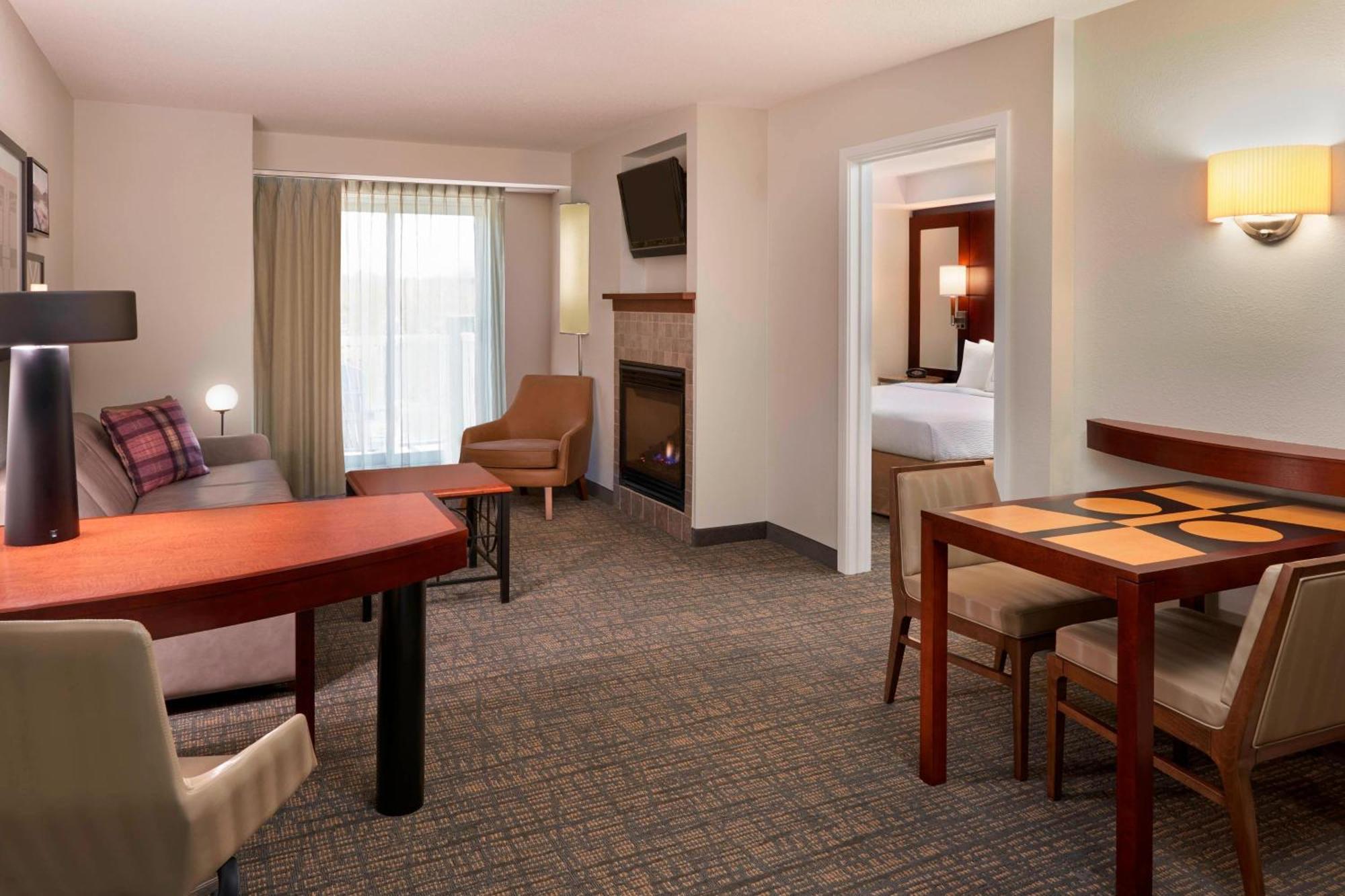 Residence Inn By Marriott Gravenhurst Muskoka Wharf Exterior foto